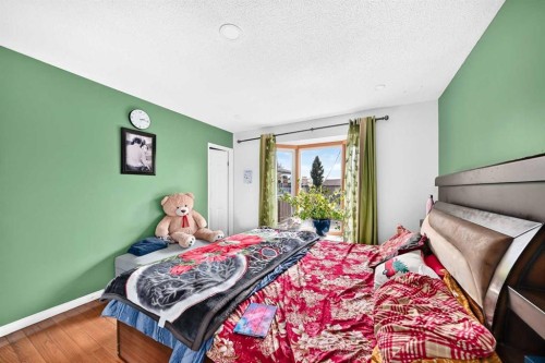 5447 Rundleview Road Ne, Calgary, AB 