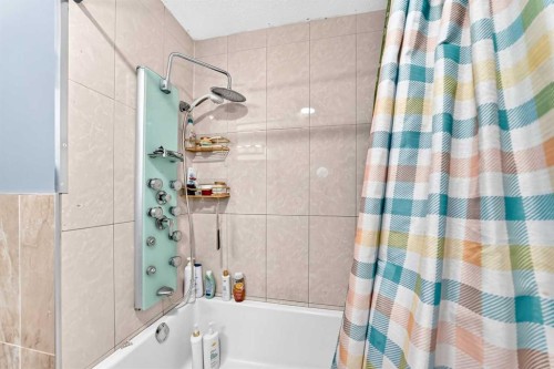 5447 Rundleview Road Ne, Calgary, AB 