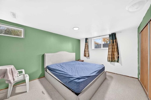 5447 Rundleview Road Ne, Calgary, AB 
