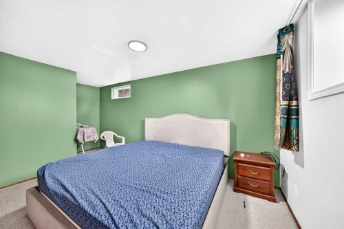 5447 Rundleview Road Ne, Calgary, AB 