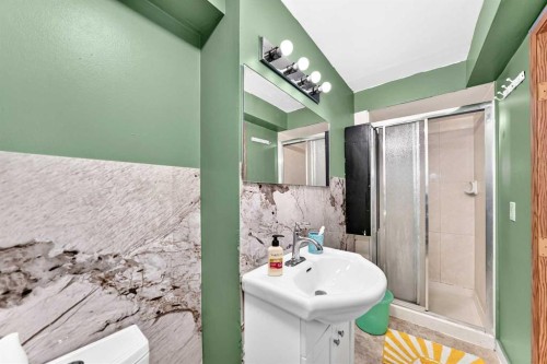5447 Rundleview Road Ne, Calgary, AB 