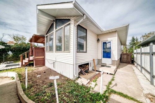 5447 Rundleview Road Ne, Calgary, AB 