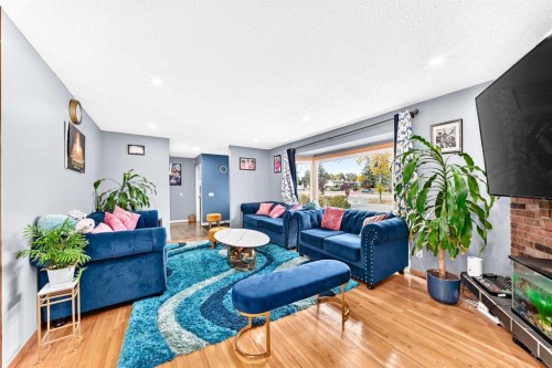 5447 Rundleview Road Ne, Calgary, AB 