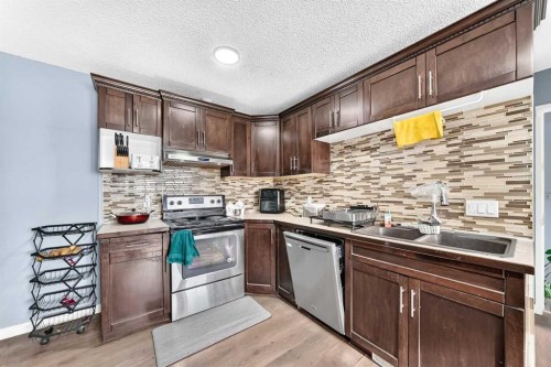 5447 Rundleview Road Ne, Calgary, AB 