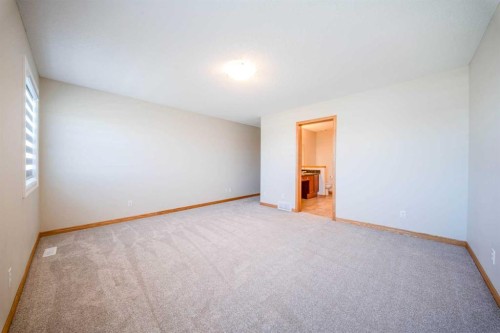 38 Everhollow Rise Sw, Calgary, AB 