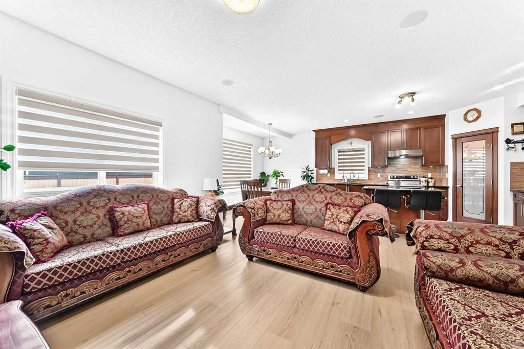 336 Saddlemont Boulevard Ne, Calgary, AB