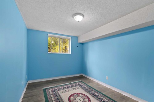 221 Theodore Place Nw, Calgary, AB 