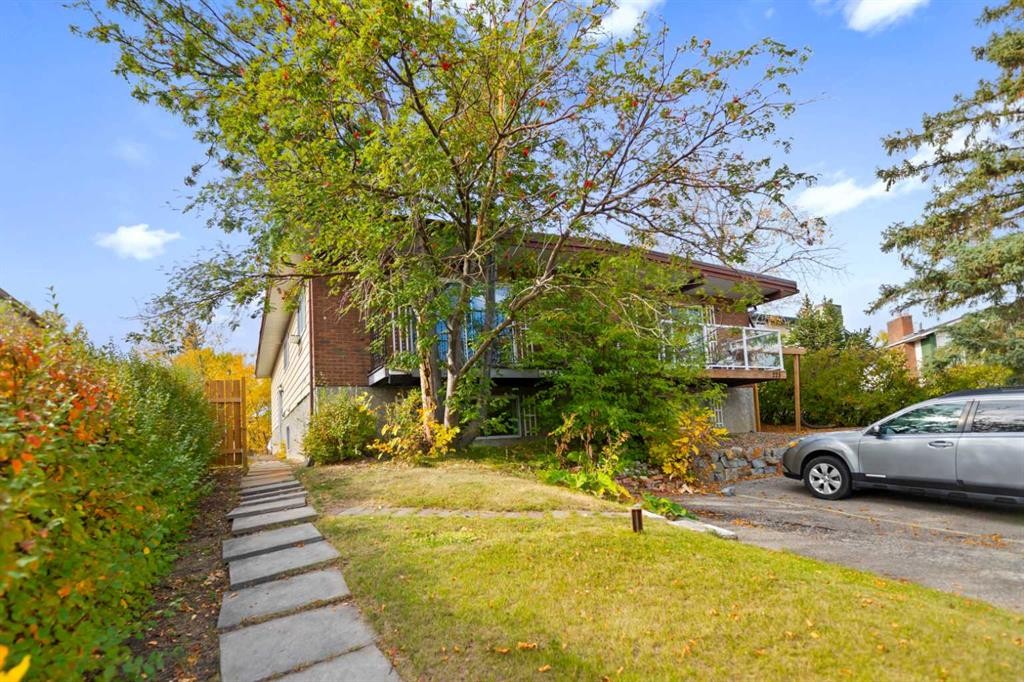 221 Theodore Place Nw, Calgary, AB