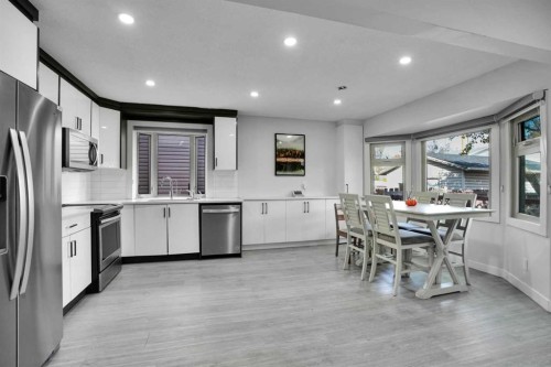 4304 44 Avenue Ne, Calgary, AB 