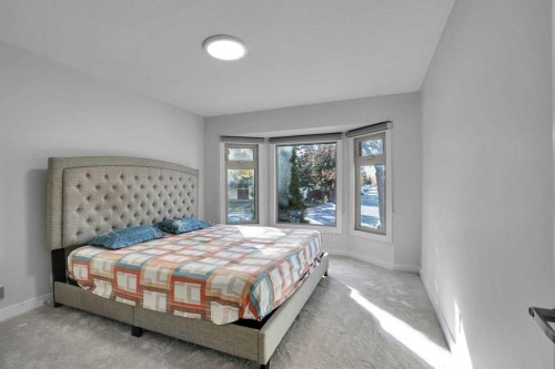 4304 44 Avenue Ne, Calgary, AB 