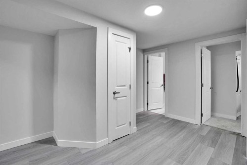 4304 44 Avenue Ne, Calgary, AB 