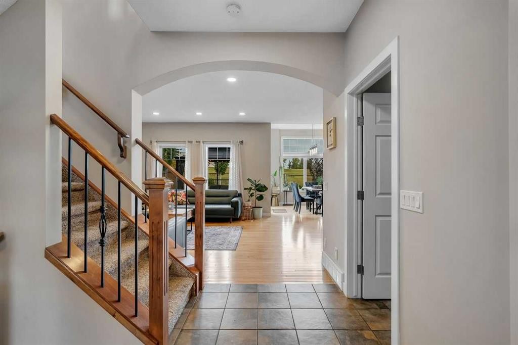 40 Evanspark Circle Nw, Calgary, AB