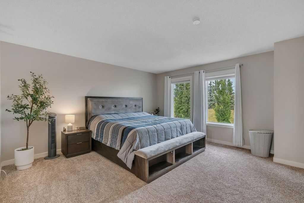 40 Evanspark Circle Nw, Calgary, AB