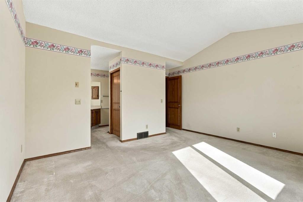 51 Edgebrook Circle Nw, Calgary, AB