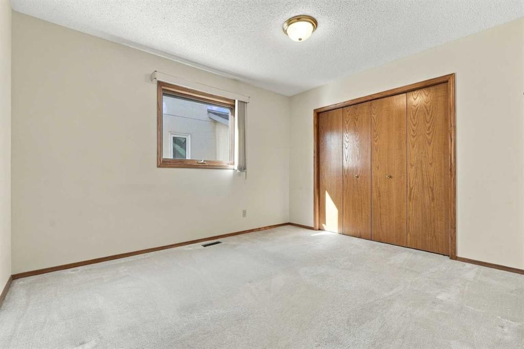 51 Edgebrook Circle Nw, Calgary, AB
