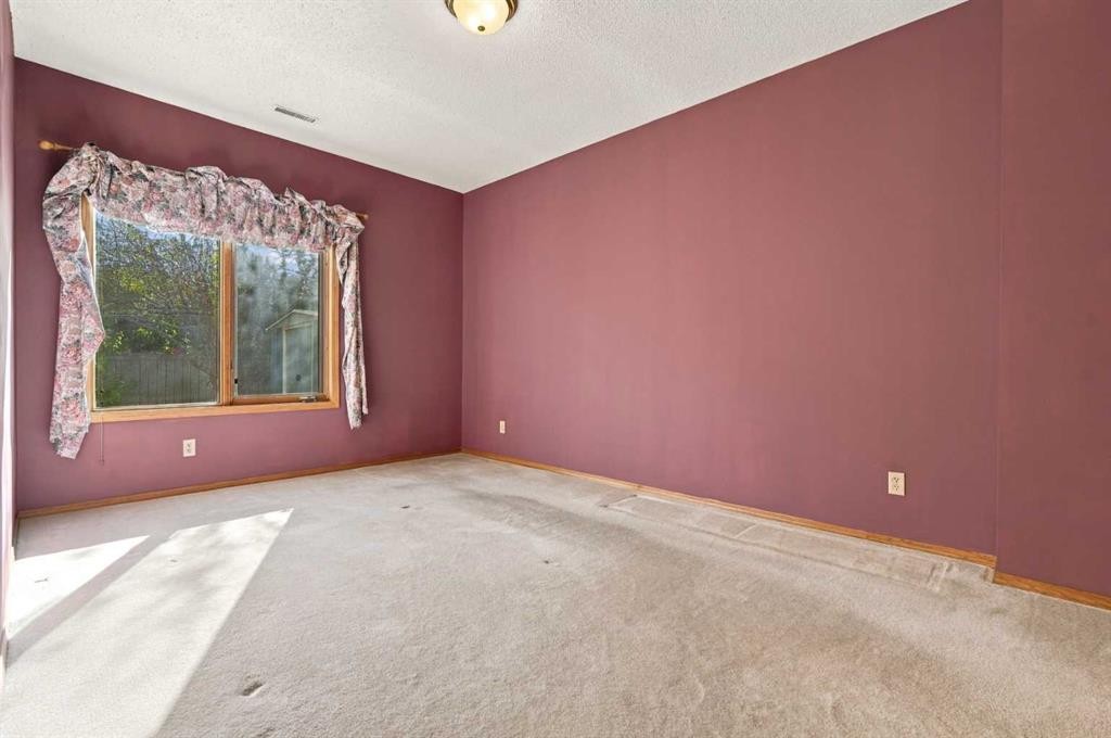 51 Edgebrook Circle Nw, Calgary, AB
