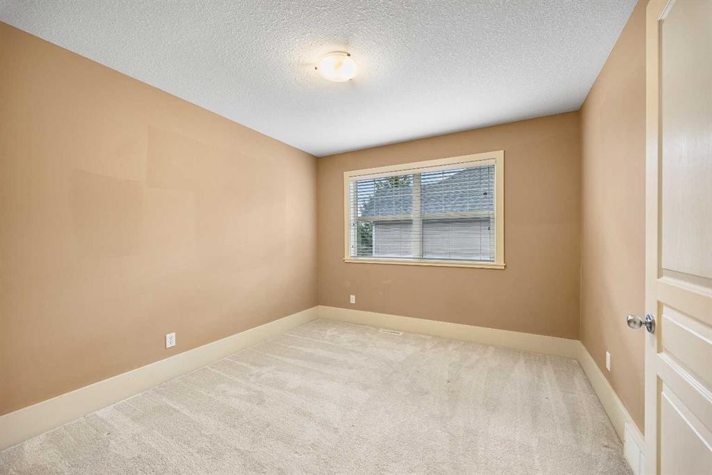 75 Wentworth Common Sw, Calgary, AB