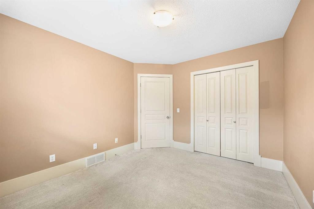 75 Wentworth Common Sw, Calgary, AB
