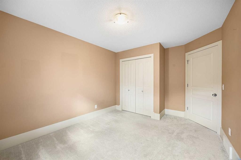 75 Wentworth Common Sw, Calgary, AB