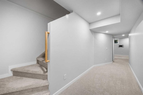 75 Wentworth Common Sw, Calgary, AB 