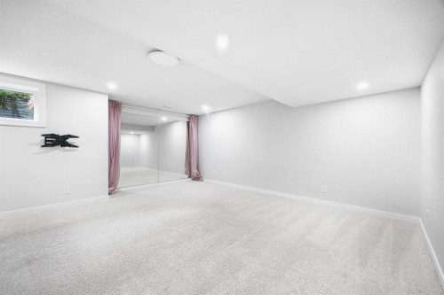 75 Wentworth Common Sw, Calgary, AB 
