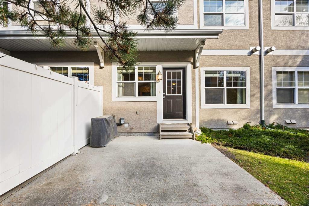 75 Wentworth Common Sw, Calgary, AB