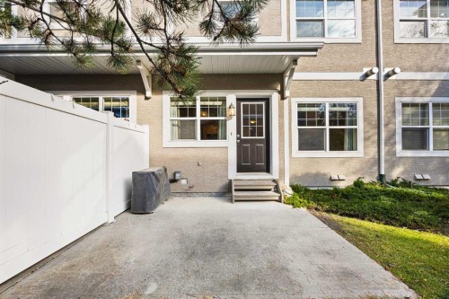 75 Wentworth Common Sw, Calgary, AB 