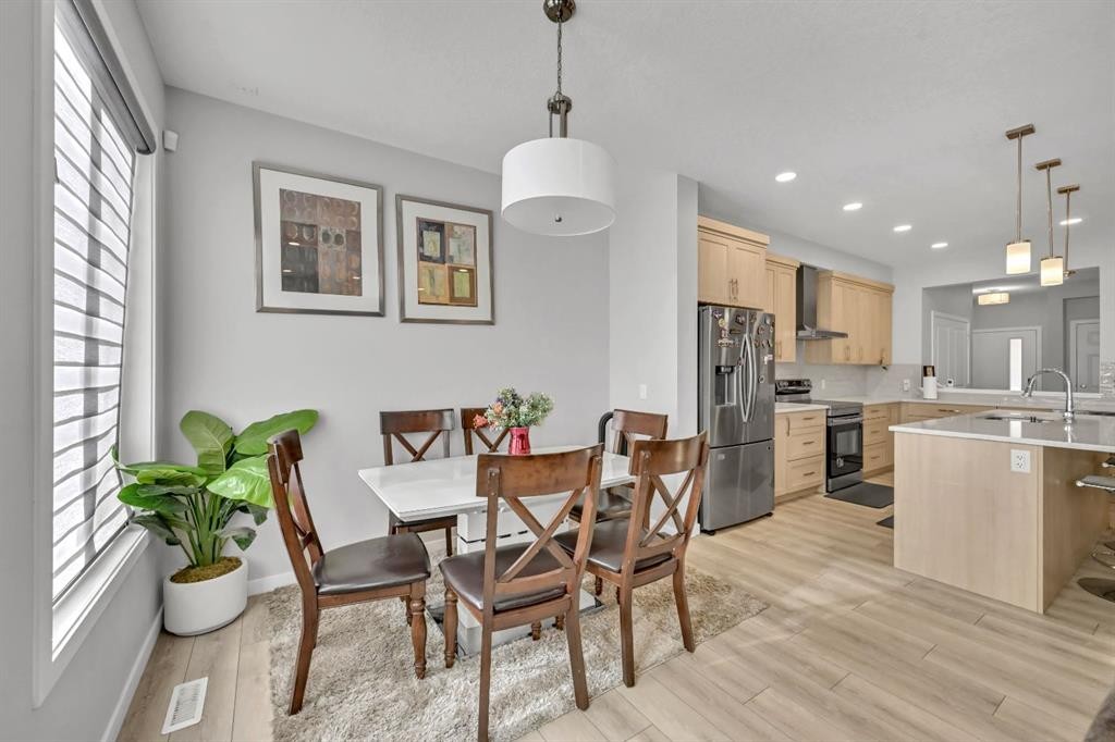 213 Walgrove Boulevard Se, Calgary, AB