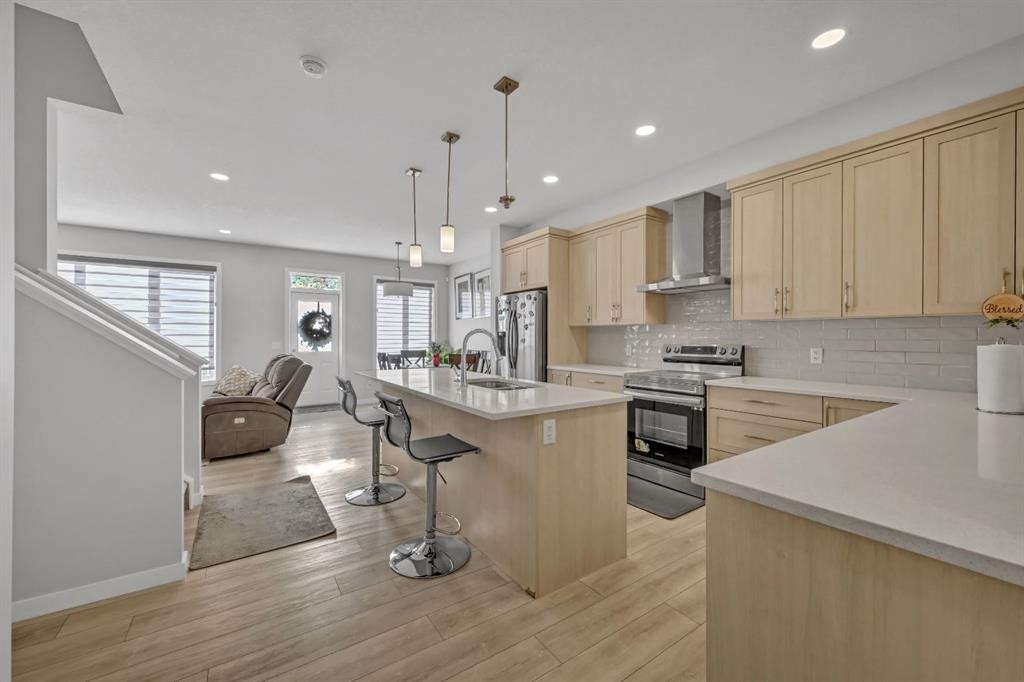 213 Walgrove Boulevard Se, Calgary, AB