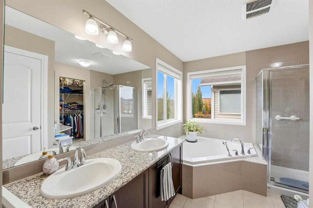 1239 Brightoncrest Green Se, Calgary, AB