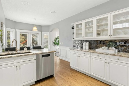 66 Sienna Park Terrace Sw, Calgary, AB 