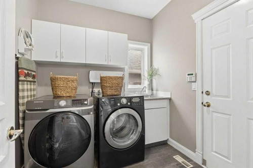 66 Sienna Park Terrace Sw, Calgary, AB 