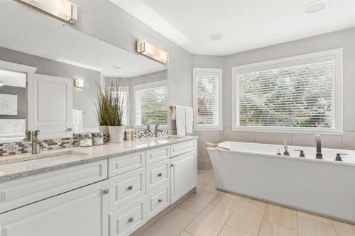 66 Sienna Park Terrace Sw, Calgary, AB 