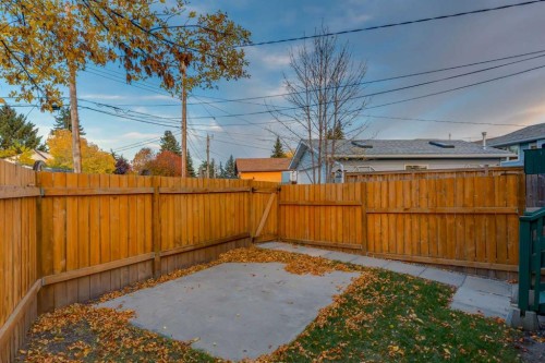 8826 6 Street Se, Calgary, AB 