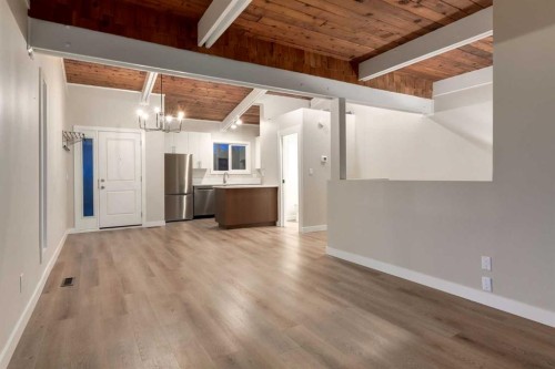 8826 6 Street Se, Calgary, AB 