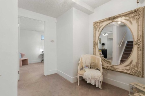 127 Edgewood Drive Nw, Calgary, AB 
