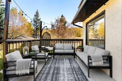 127 Edgewood Drive Nw, Calgary, AB 