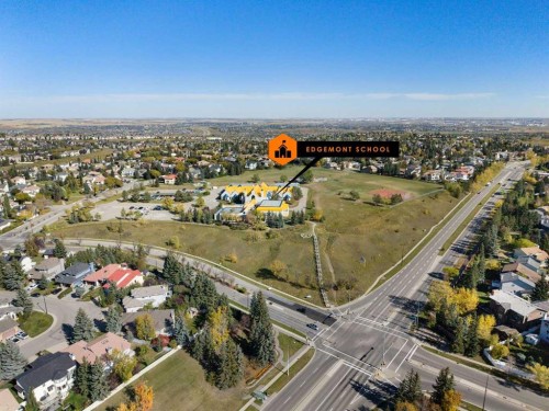127 Edgewood Drive Nw, Calgary, AB 