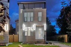 2826 31 Street SW Calgary, AB T3E 2P1