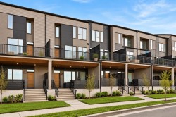 706 Sovereign Common SW Calgary, AB T3C 3Y3