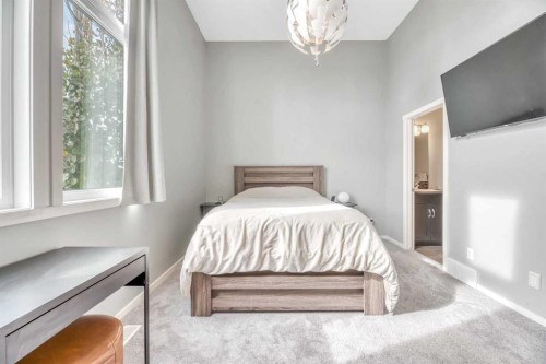212 Walden Drive Se, Calgary, AB 