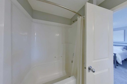212 Walden Drive Se, Calgary, AB 