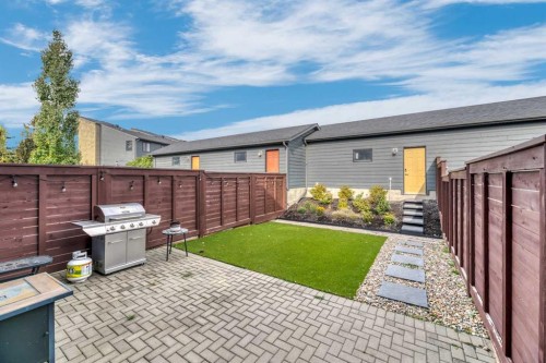 212 Walden Drive Se, Calgary, AB 