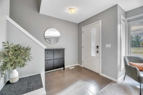 212 Walden Drive Se, Calgary, AB 
