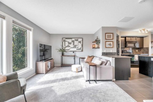 212 Walden Drive Se, Calgary, AB 
