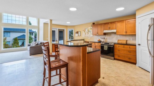 271 Everglade Circle Sw, Calgary, AB 