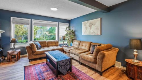 271 Everglade Circle Sw, Calgary, AB 