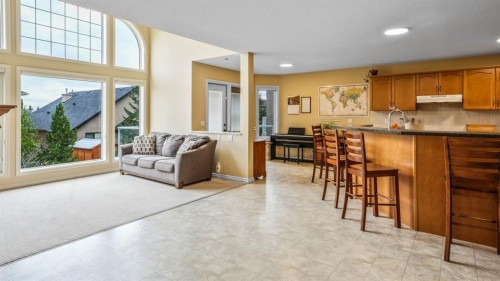 271 Everglade Circle Sw, Calgary, AB 