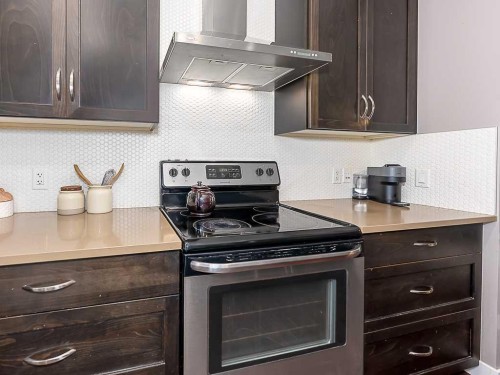 393 Panton Way Nw, Calgary, AB 