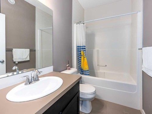 393 Panton Way Nw, Calgary, AB 
